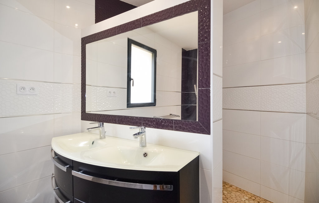Location de vacances - Saint-Nazaire , France - FLG837 26