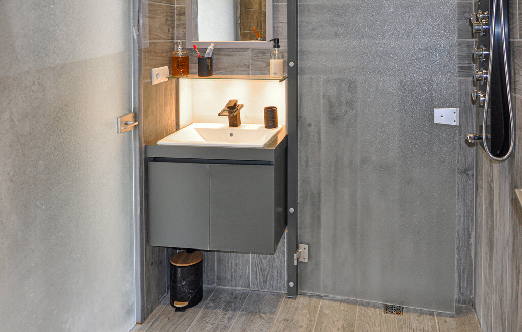 Location de vacances - Aramon , France - FLG847 23