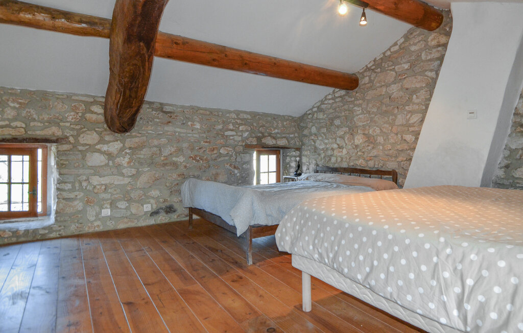 Location de vacances - Montclus , France - FLG915 12