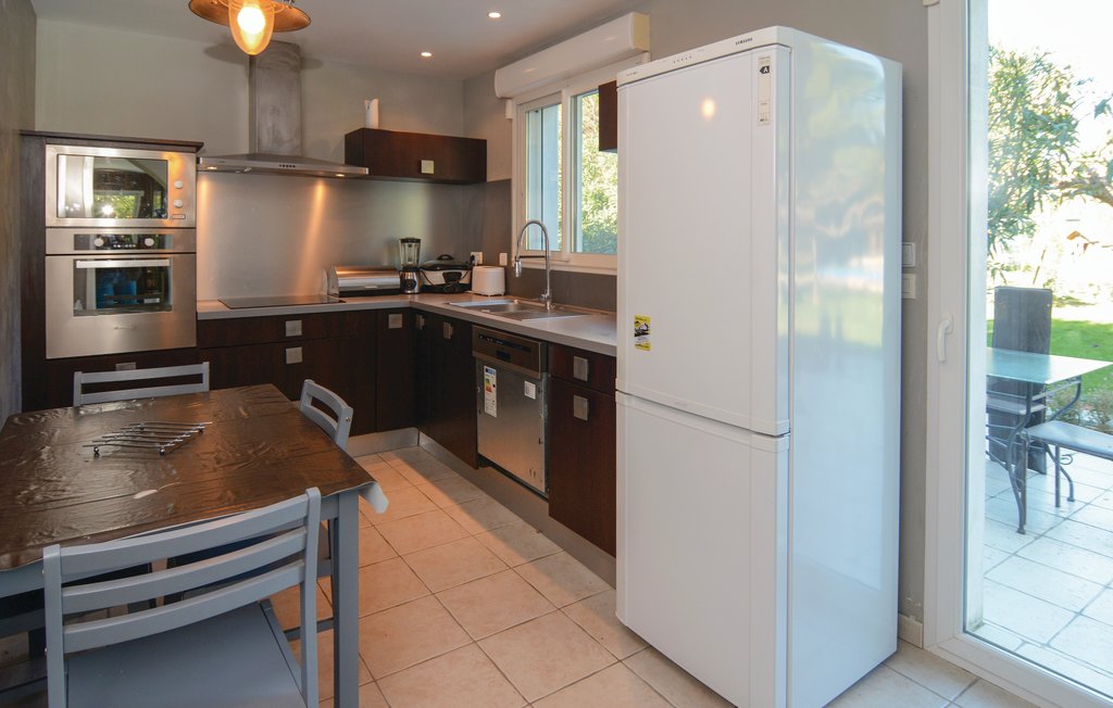 Location de vacances - Villeneuve-lès-Maguelone , France - FLH223 19