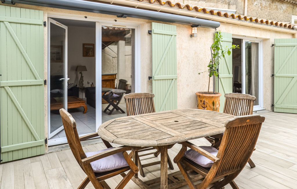 Location de vacances - Colombiers , France - FLH382 11