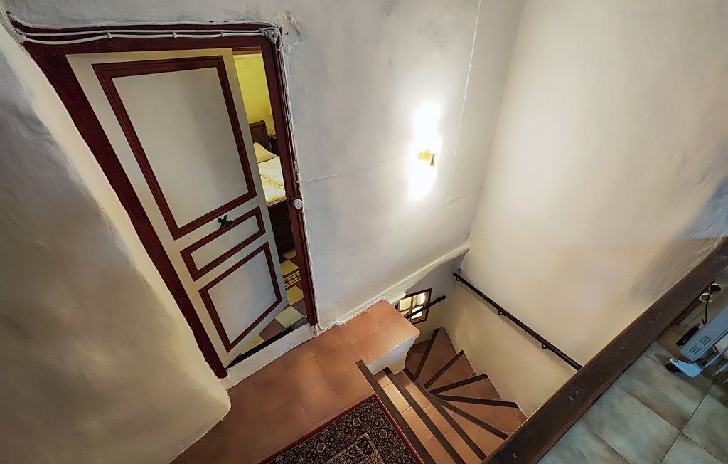 Semesterhus - Servian , Frankrike - FLH415 7