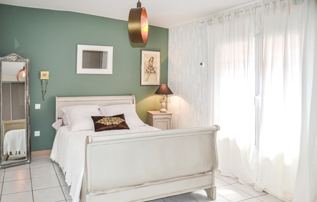 Location de vacances - Colombiers , France - FLH382 23