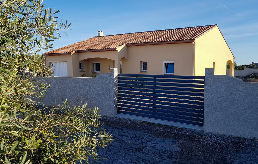 Semesterhus - Quarante , Frankrike - FLH344 11