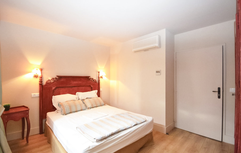 Semesterhus - Béziers , Frankrike - FLH021 36