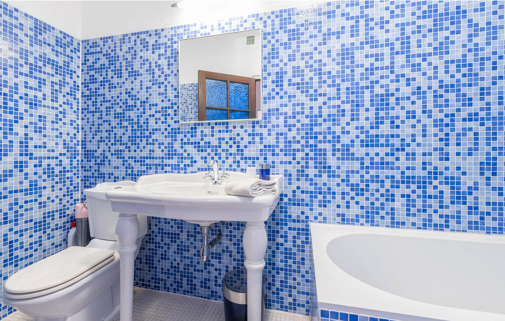 Semesterhus - Magalas , Frankrike - FLH089 23