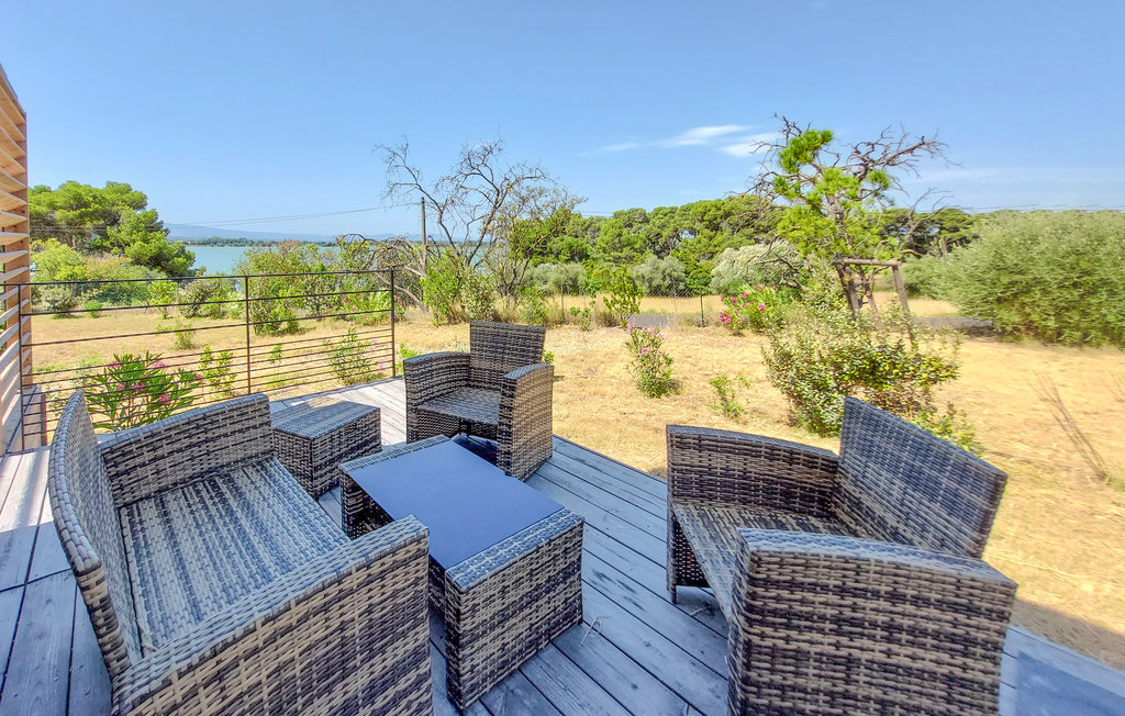 Location de vacances - Olonzac , France - FLH601 6