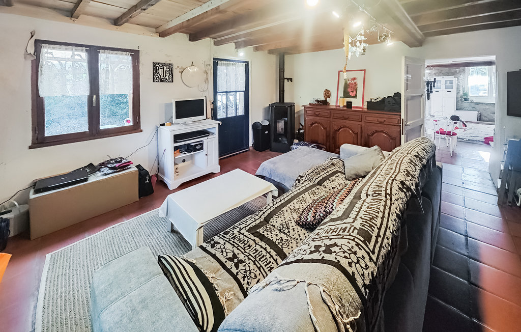 Location de vacances - Cesseras , France - FLH607 2