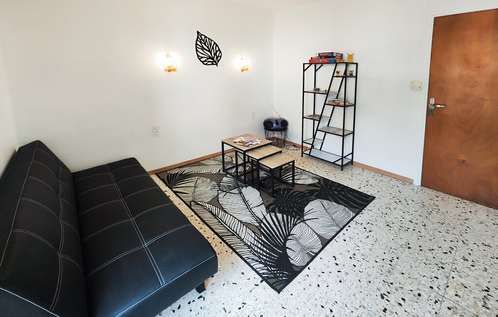 Location de vacances - Berlou , France - FLH622 17