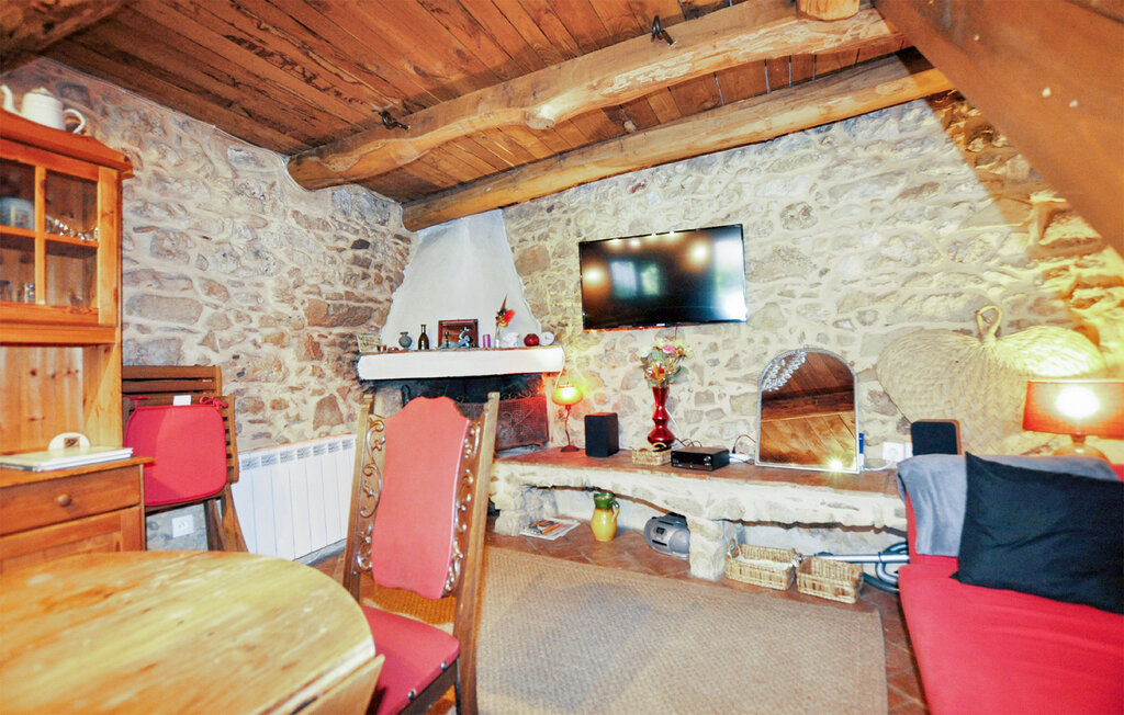 Location de vacances - Assignan , France - FLH627 8