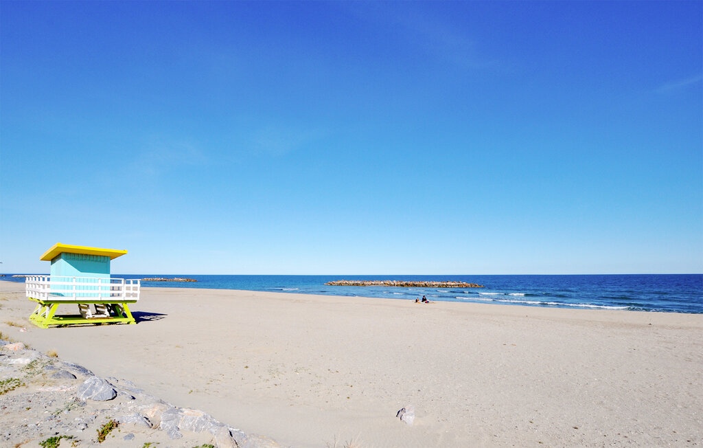 Location de vacances - Assignan , France - FLH627 2