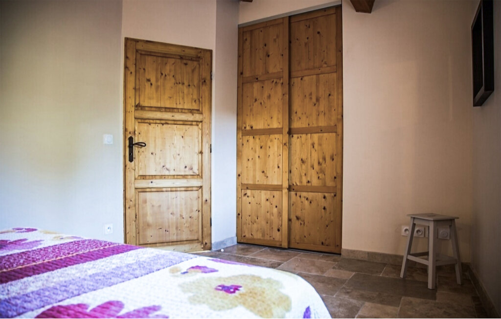 Location de vacances - Cabrerolles , France - FLH629 9