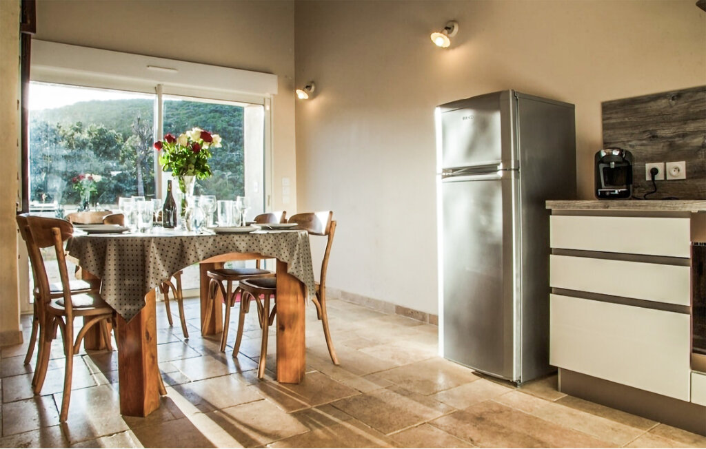 Location de vacances - Cabrerolles , France - FLH629 4