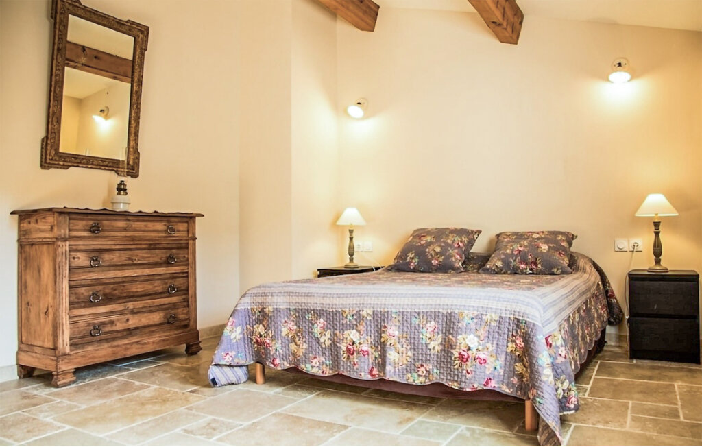 Location de vacances - Cabrerolles , France - FLH630 8