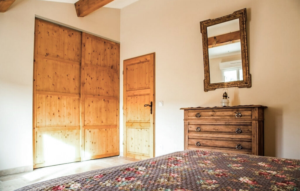 Location de vacances - Cabrerolles , France - FLH630 9