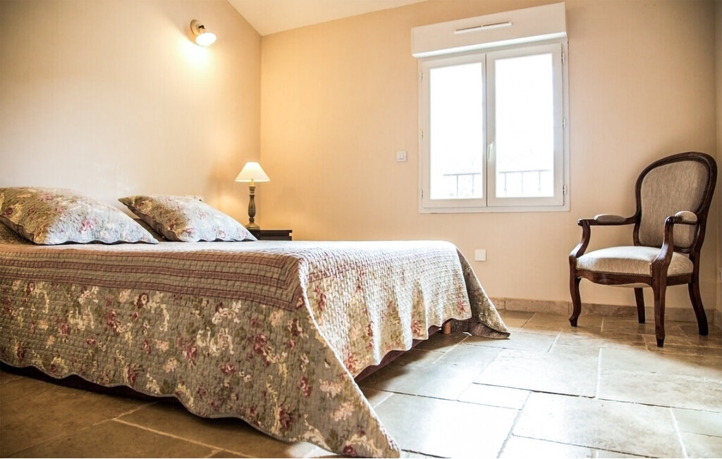 Location de vacances - Cabrerolles , France - FLH630 10