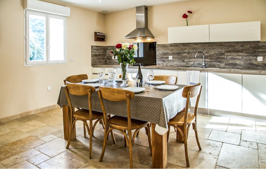 Location de vacances - Cabrerolles , France - FLH630 4