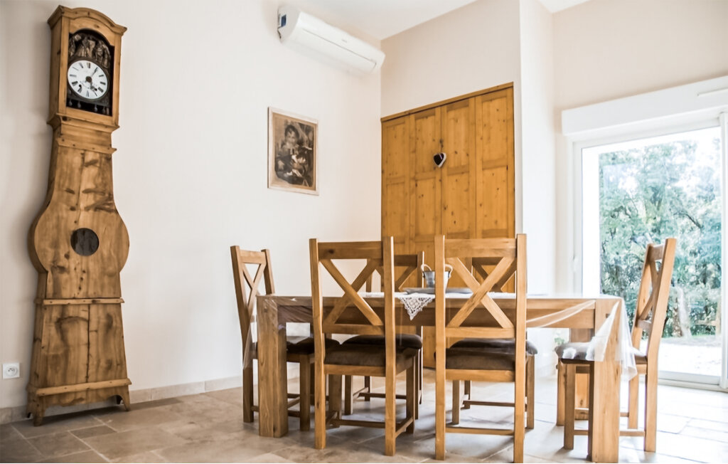 Location de vacances - Cabrerolles , France - FLH630 6