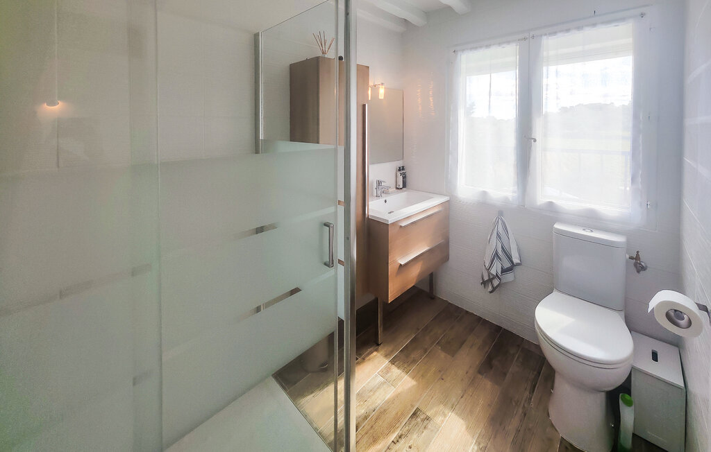 Location de vacances - Assignan , France - FLH640 24