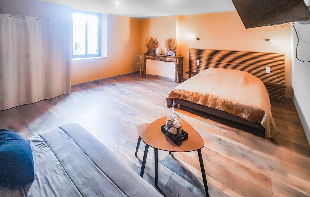 Apartment - Saint-Chinian , France - FLH646 2
