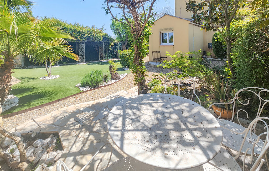 Location de vacances - Alignan-Du-Vent , France - FLH672 13