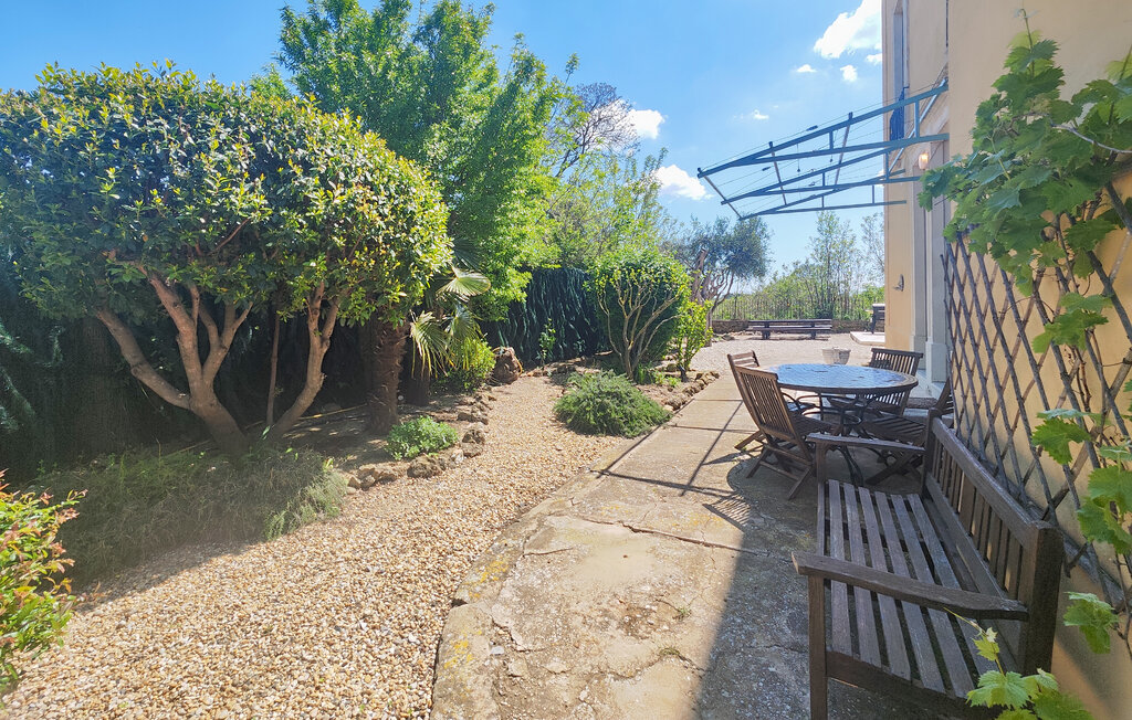 Location de vacances - Alignan-Du-Vent , France - FLH672 14