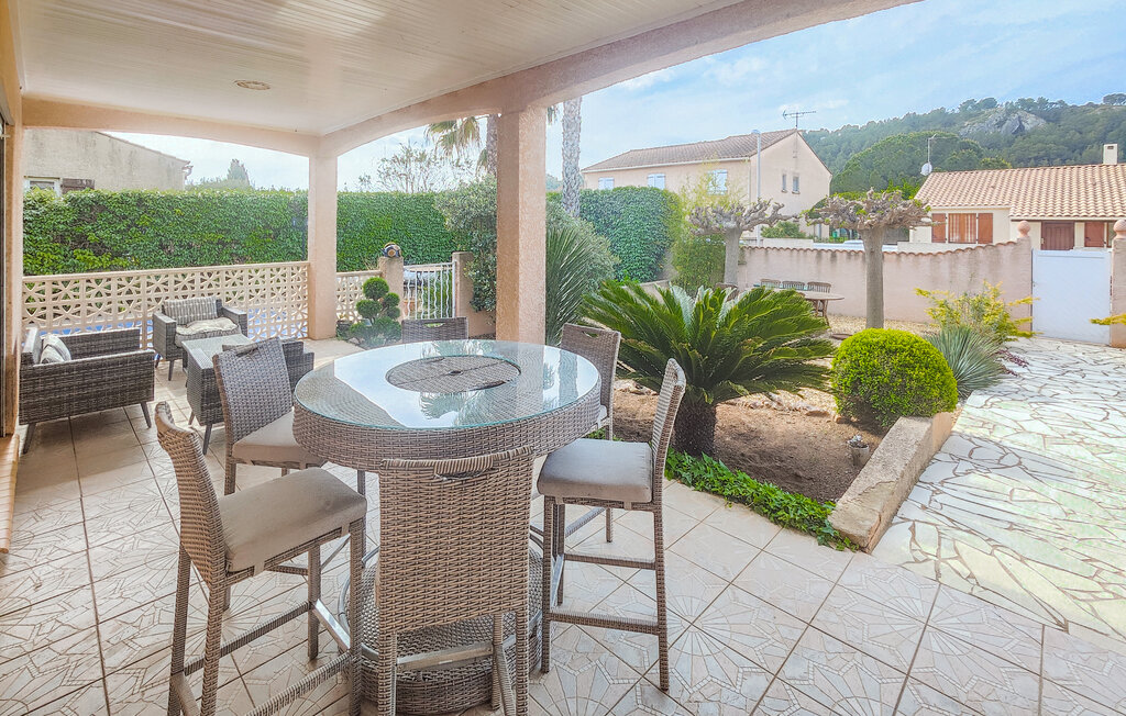 Location de vacances - Cessenon sur Orb , France - FLH677 16