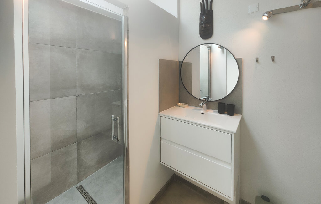 Location de vacances - Vieussan , France - FLH663 34