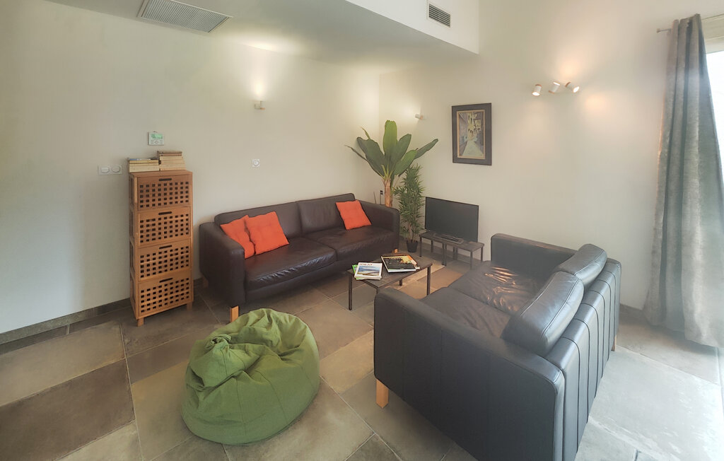 Location de vacances - Vieussan , France - FLH663 3