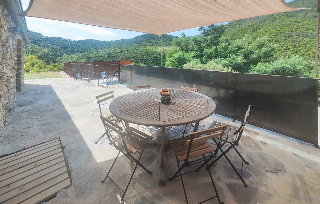 Location de vacances - Vieussan , France - FLH663 14