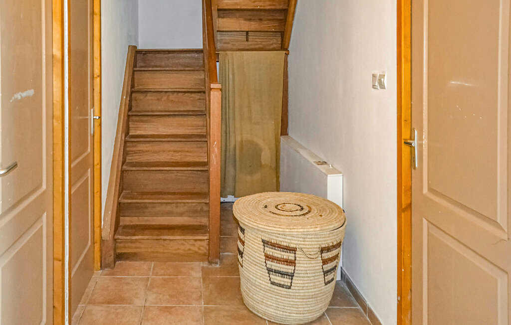 Location de vacances - MONTBAZIN , France - FLH690 19