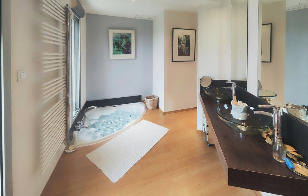 Location de vacances - Cessenon sur Orb , France - FLH697 8