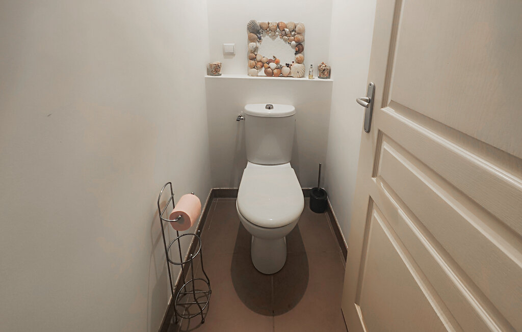 Location de vacances - Causses et Veyran , France - FLH702 32