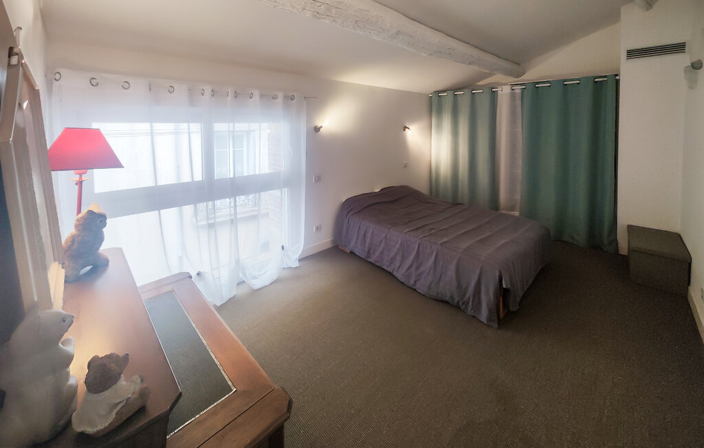 Location de vacances - Causses et Veyran , France - FLH702 24