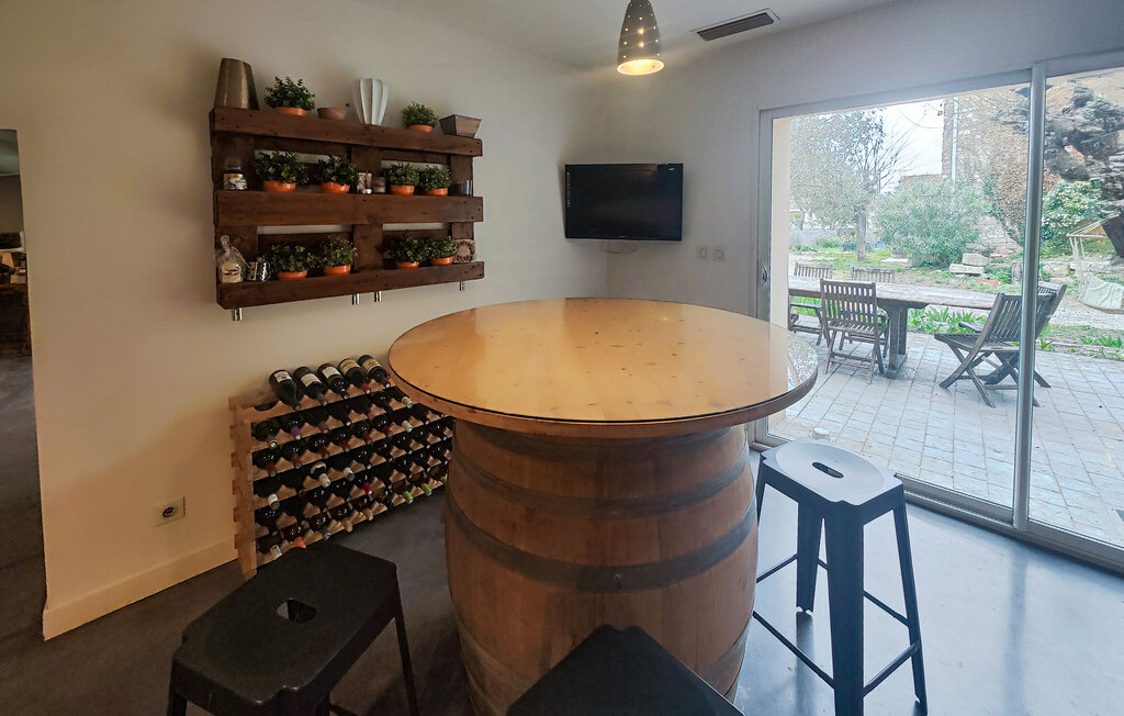 Location de vacances - Causses et Veyran , France - FLH702 9