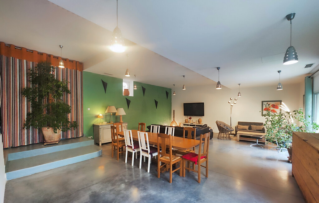 Location de vacances - Causses et Veyran , France - FLH702 16