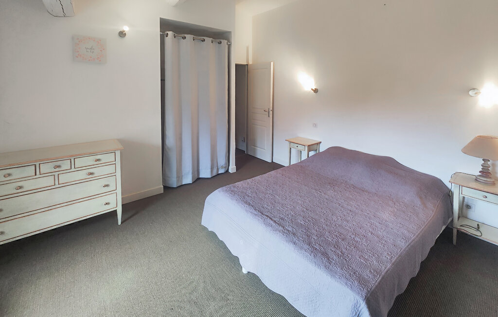 Location de vacances - Causses et Veyran , France - FLH702 27