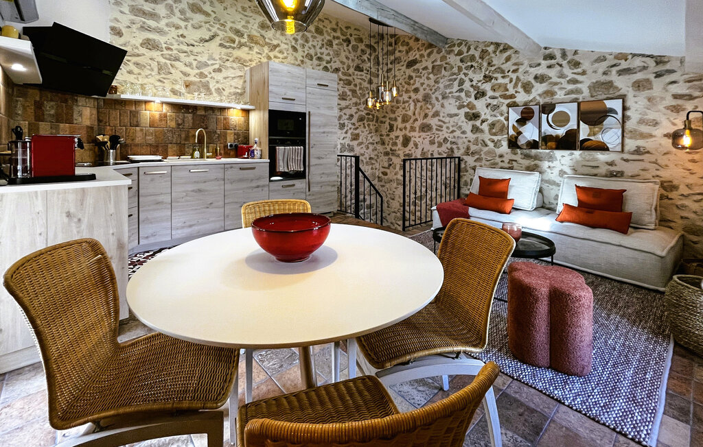 Location de vacances - Cessenon-Sur-Orb , France - FLH733 2