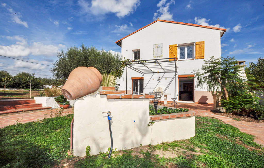 Gemütliche und schöne Ferienwohnung mit einem herrlichen Garten.

Reisen Sie mit Ihrer Familie nach Sorede und verbringen einen erholsamen Urlaub in dieser geschmackvollen Ferienwohnung. Der offene ..