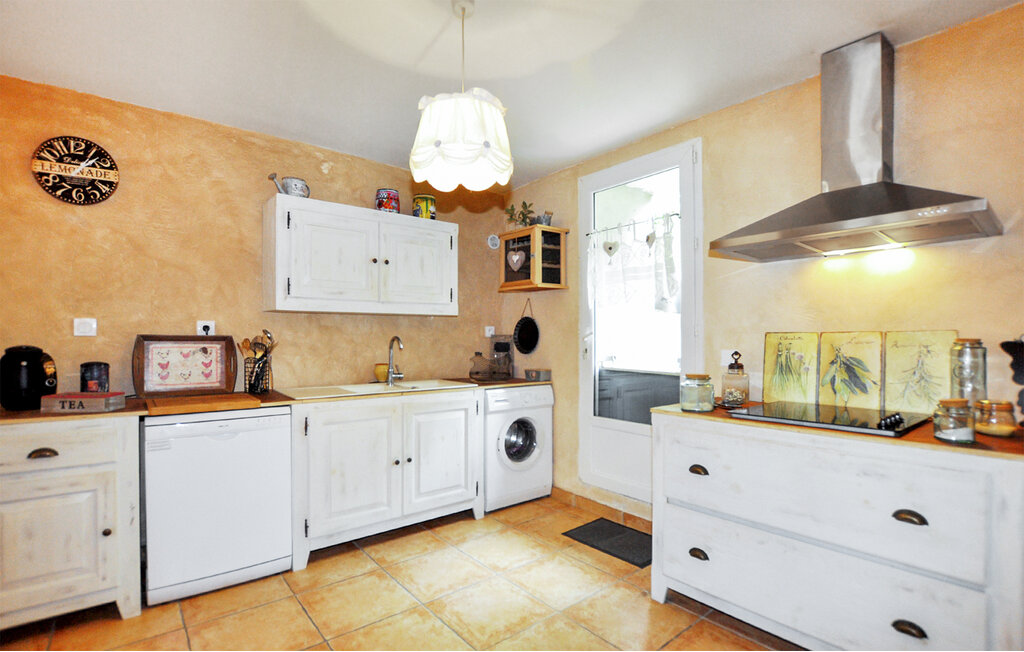 Location de vacances - Saint Jean Du Bruel , France - FMV070 7