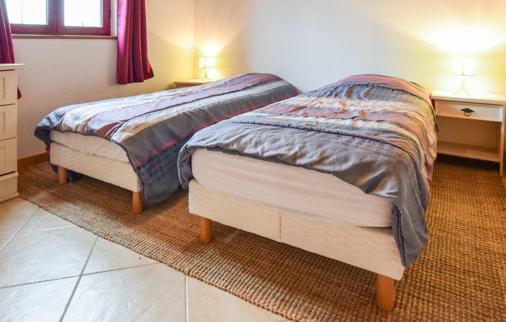 Semesterhus - La Croupte , Frankrike - FNC702 15