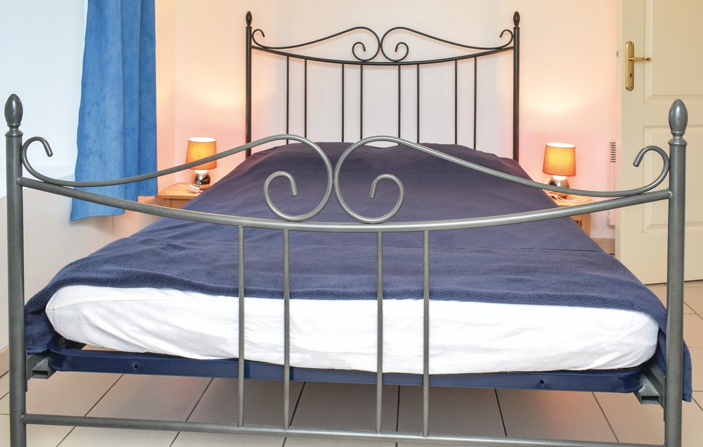 Holiday home - Deux-Jumeaux , France - FNC031 3