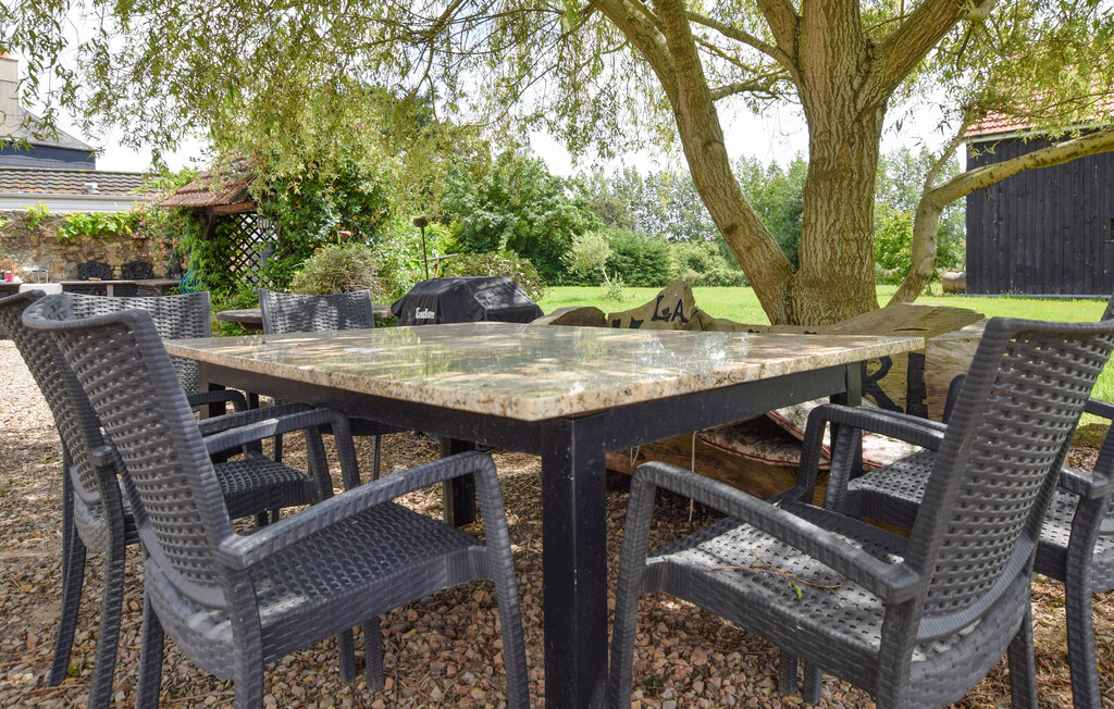 Semesterhus - Coulonces , Frankrike - FNC288 8