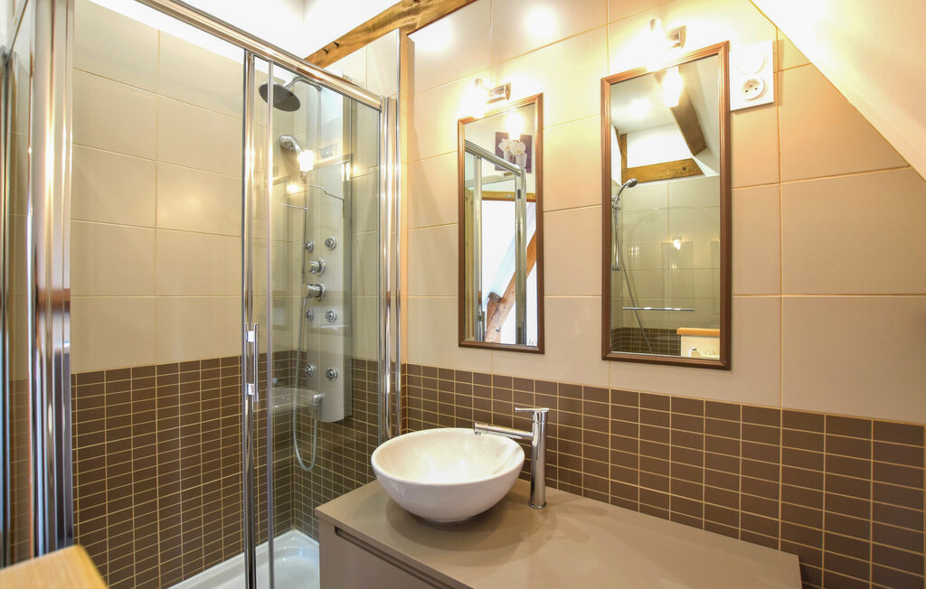 Location de vacances - Bonneville la louvet , France - FNC312 35