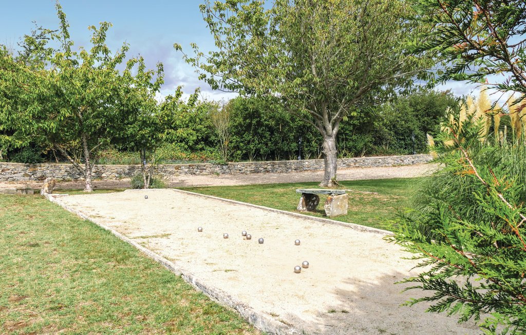 Location de vacances SaintJeandelaRiviere , Novasol