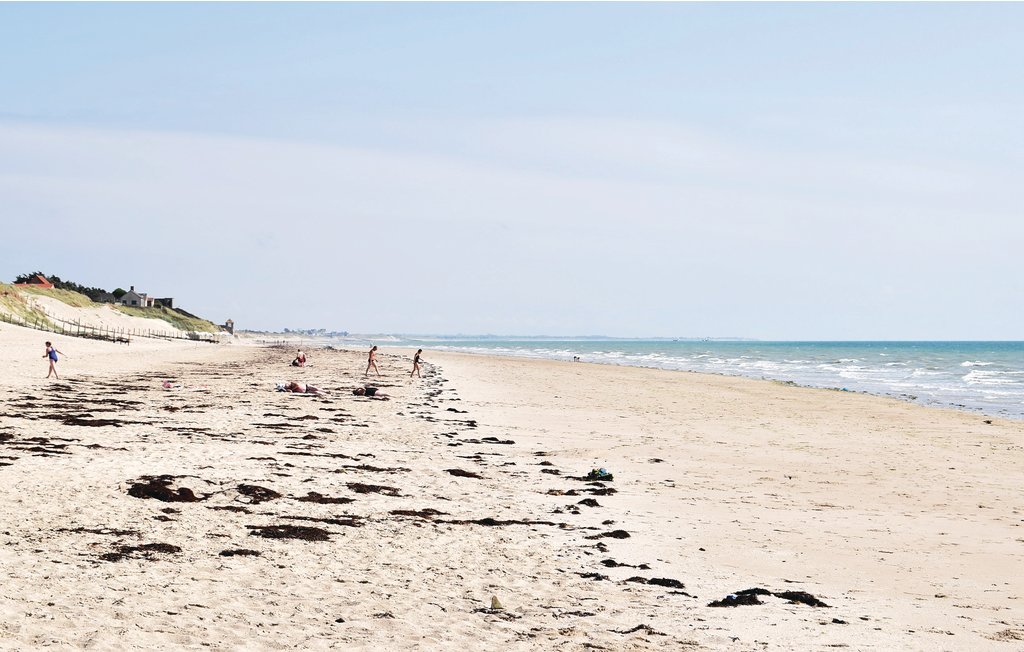 Semesterhus - Monthuchon , Frankrike - FNM457 25