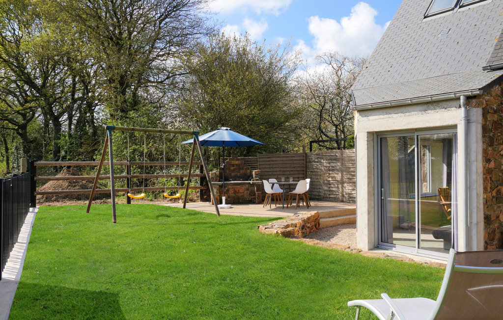 Semesterhus - Vasteville , Frankrike - FNM379 12