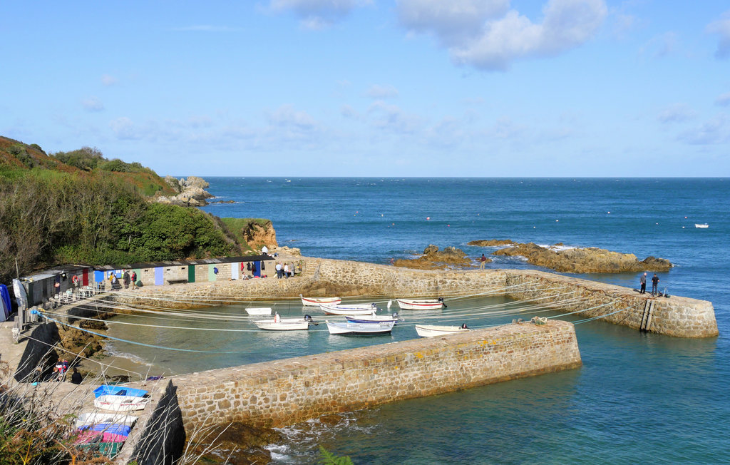 Semesterhus - Vasteville , Frankrike - FNM379 9