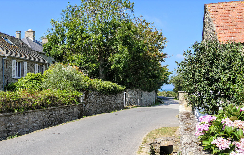 Location de vacances - Saint-Germain-des-Vaux , France - FNM513 29