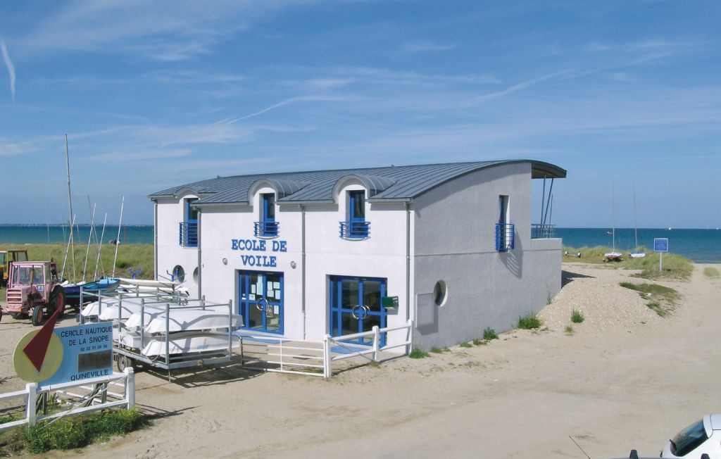 Semesterhus - Lestre , Frankrike - FNM068 31